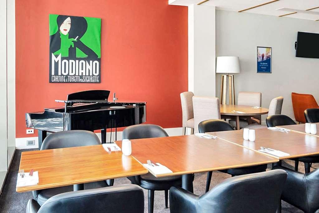 Clarion Hotel Townsville Restaurant photo