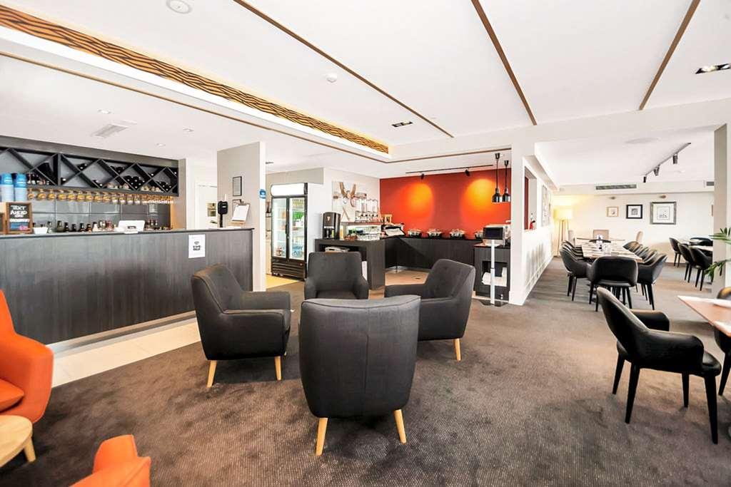 Clarion Hotel Townsville Restaurant photo