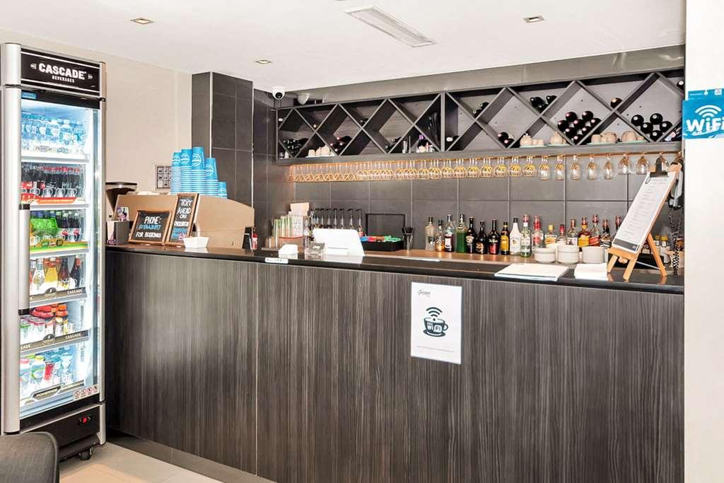 Clarion Hotel Townsville Restaurant photo